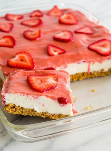 Strawberry Pretzel Salad